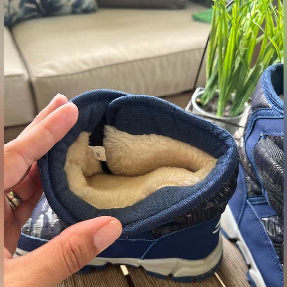 Snow boots Boys size 1 -1.5 US in kids size. 32 in Europe. - Picture 4 of 4